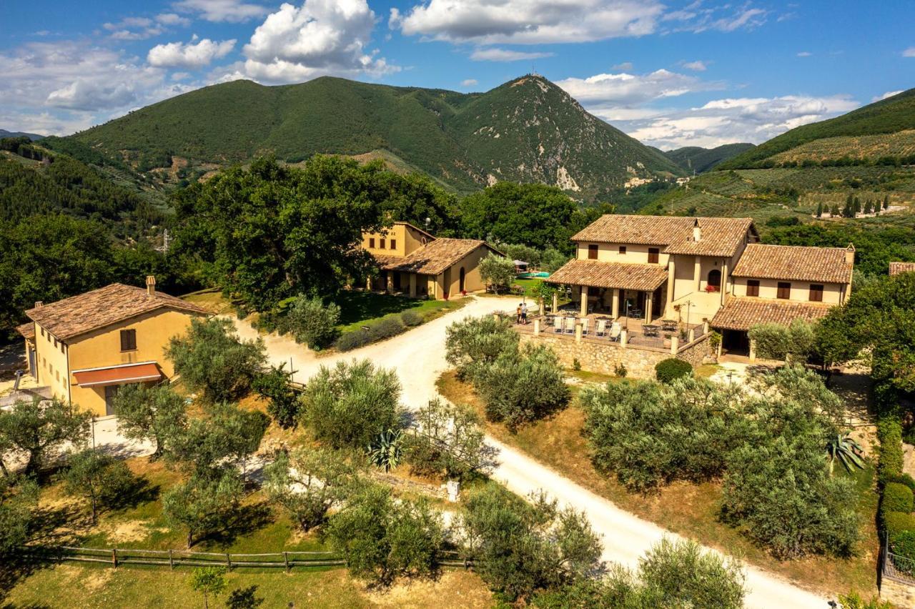 Agriturismo Le Vigne Foligno Exteriér fotografie