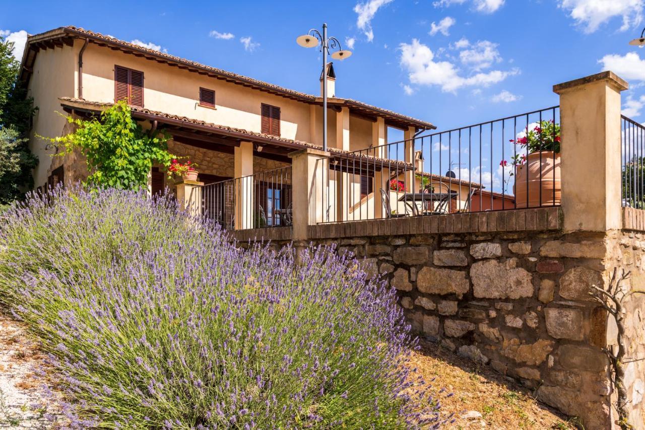 Agriturismo Le Vigne Foligno Exteriér fotografie