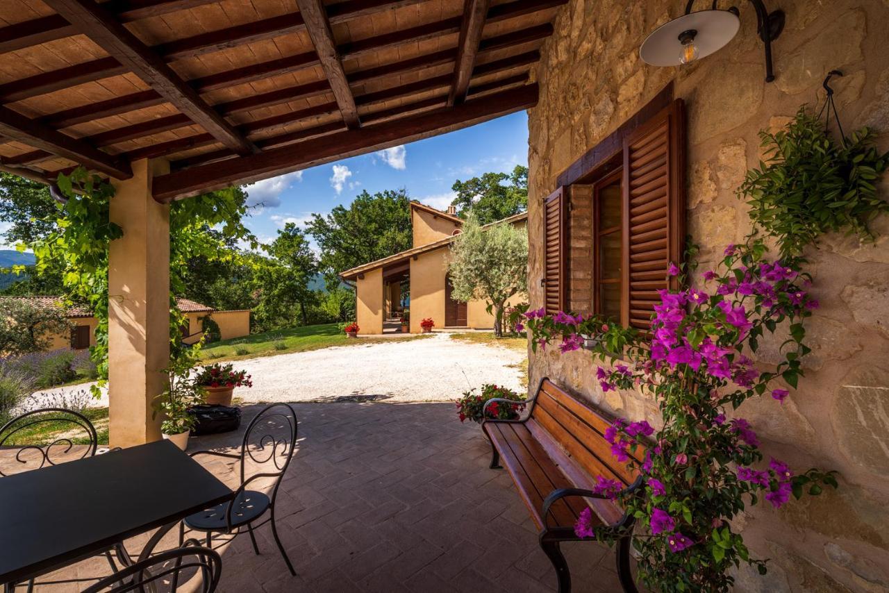 Agriturismo Le Vigne Foligno Exteriér fotografie